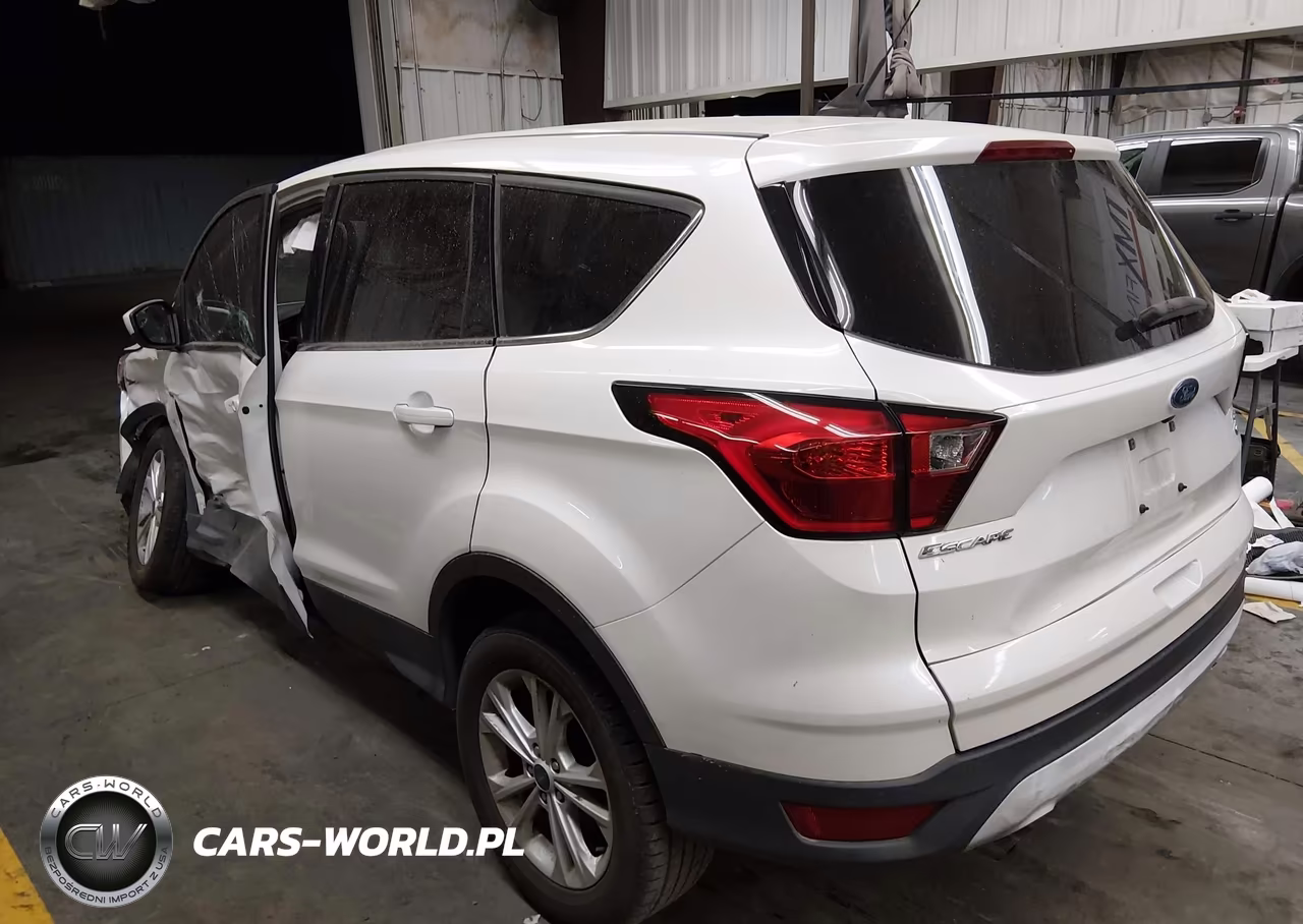 2019 Ford Escape Se VIN:1FMCU0GD9KUA81548 - 3