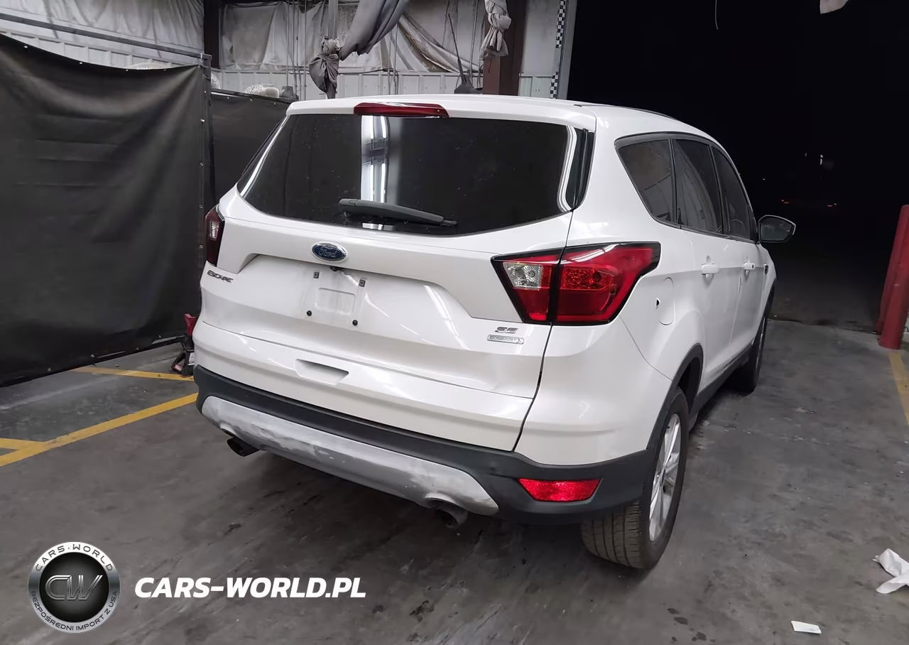 2019 Ford Escape Se VIN:1FMCU0GD9KUA81548 - 4