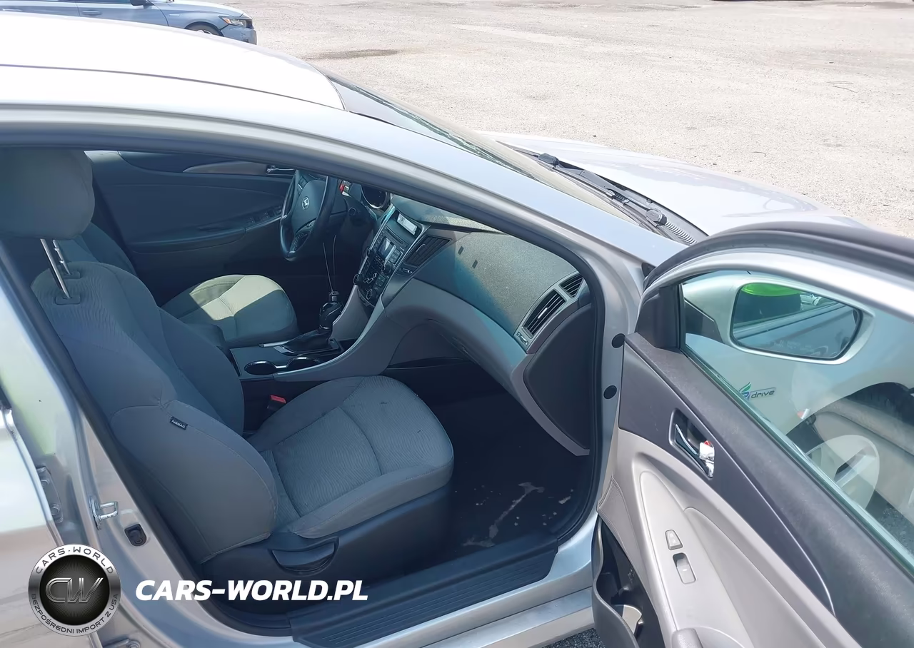 2011 Hyundai Sonata Hybrid VIN:KMHEC4A45BA006200 - 5