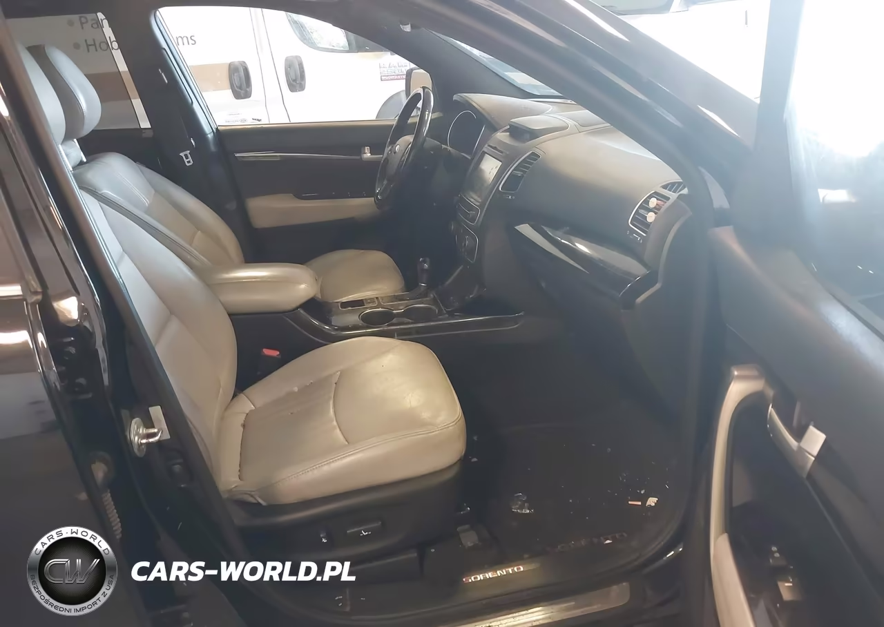 2014 Kia Sorento Limited V6 VIN:5XYKWDA70EG485400 - 5