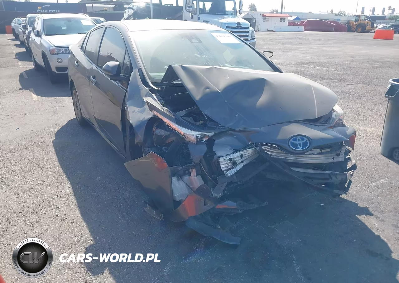 2016 Toyota Prius Three Touring VIN:JTDKARFU5G3015915 - 1