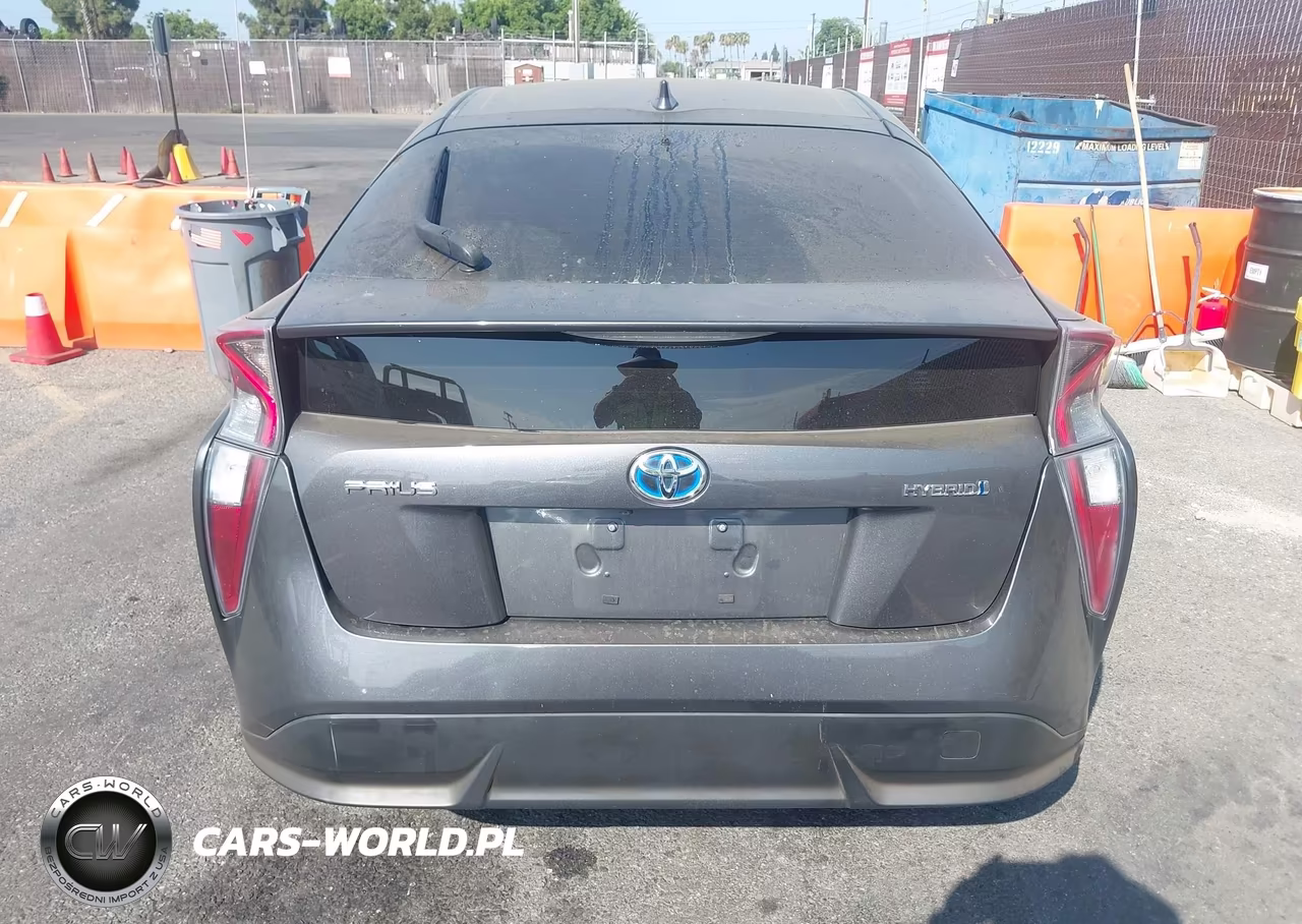 2016 Toyota Prius Three Touring VIN:JTDKARFU5G3015915 - 16