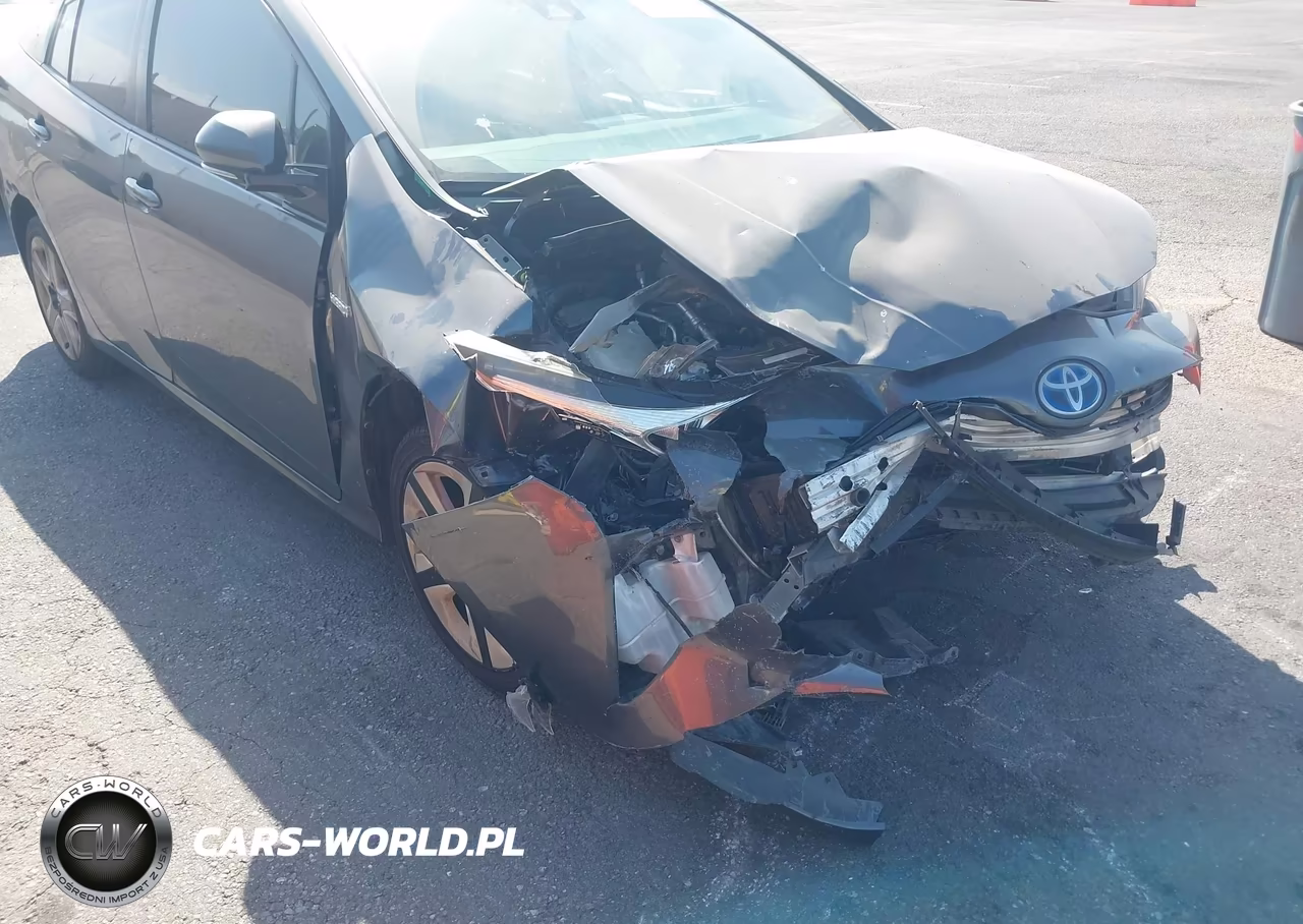 2016 Toyota Prius Three Touring VIN:JTDKARFU5G3015915 - 6