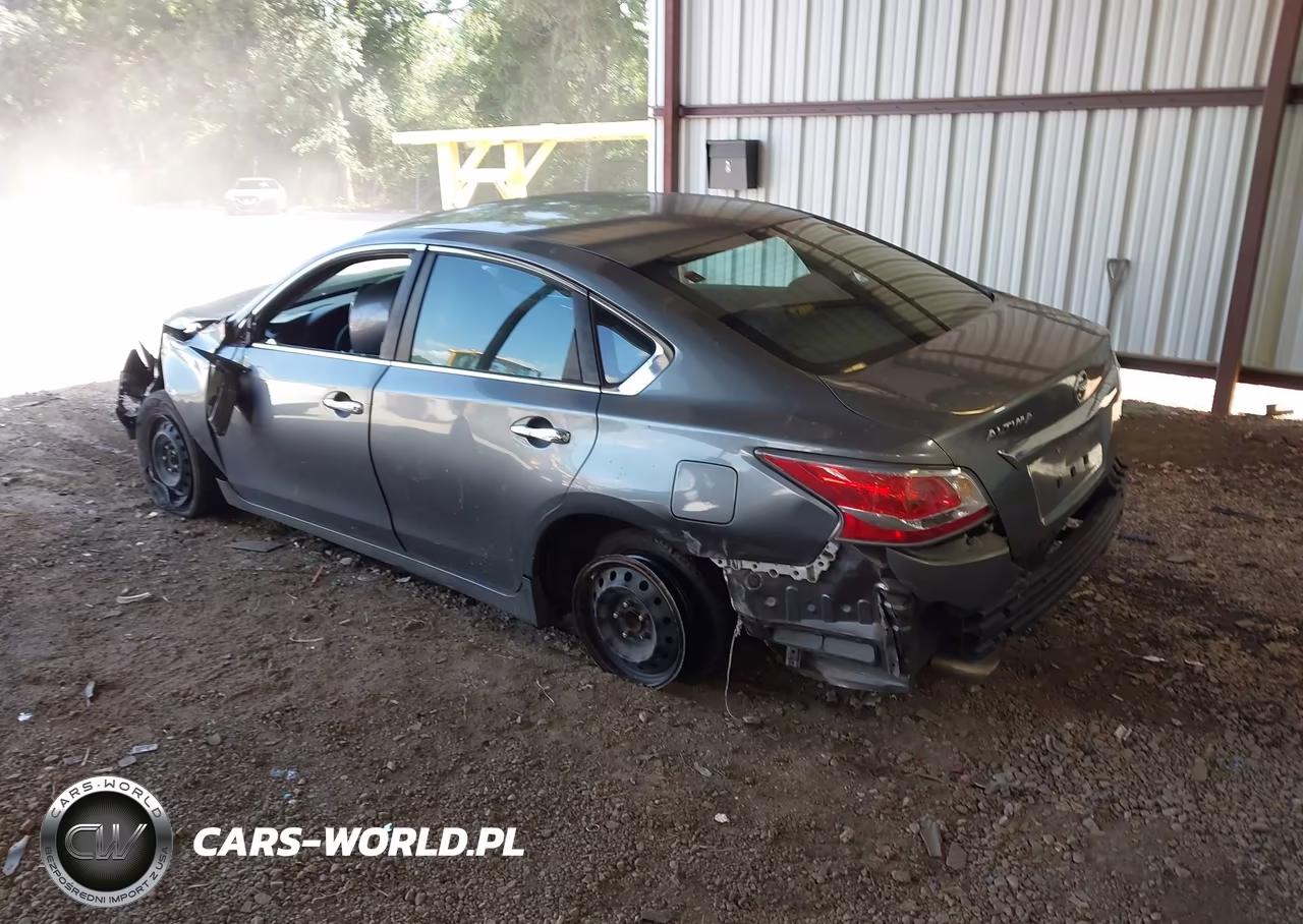 2015 Nissan Altima 2.5 S VIN:1N4AL3AP4FC187555 - 3