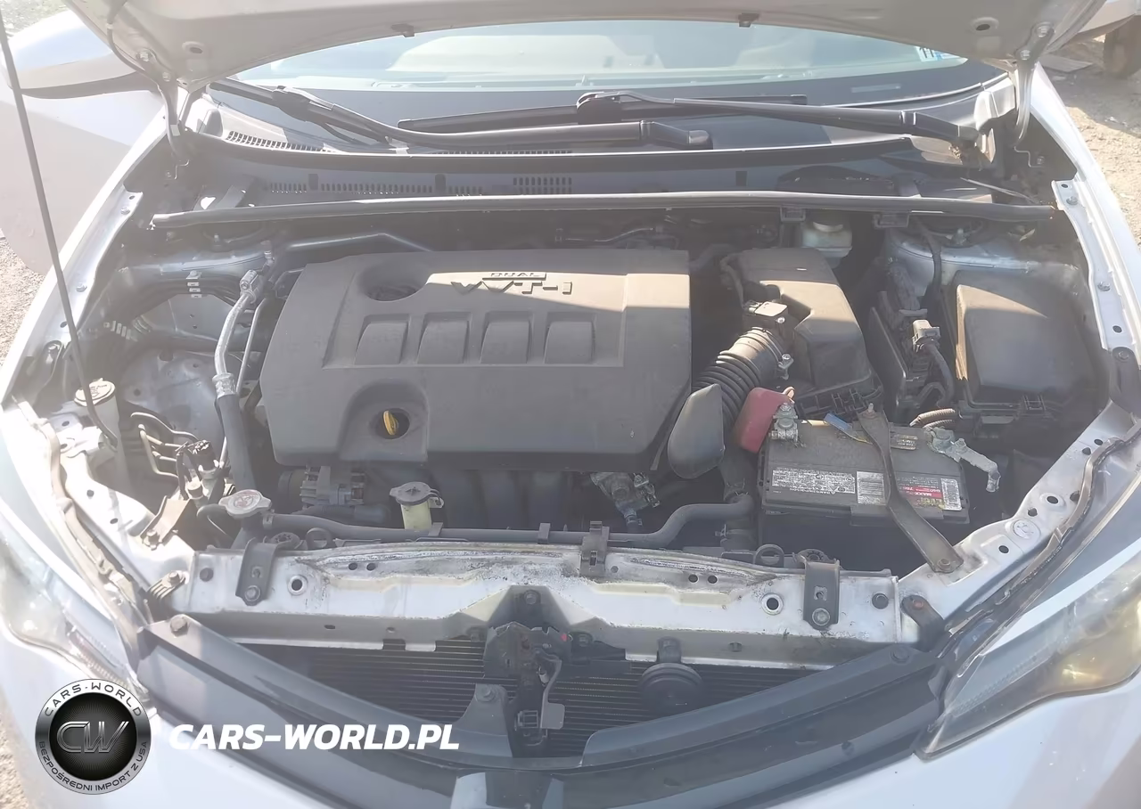 2018 Toyota Corolla Le VIN:2T1BURHE9JC040280 - 10
