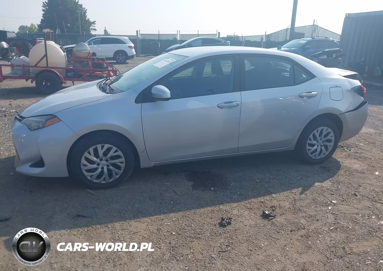 2018 Toyota Corolla Le VIN:2T1BURHE9JC040280 - 2