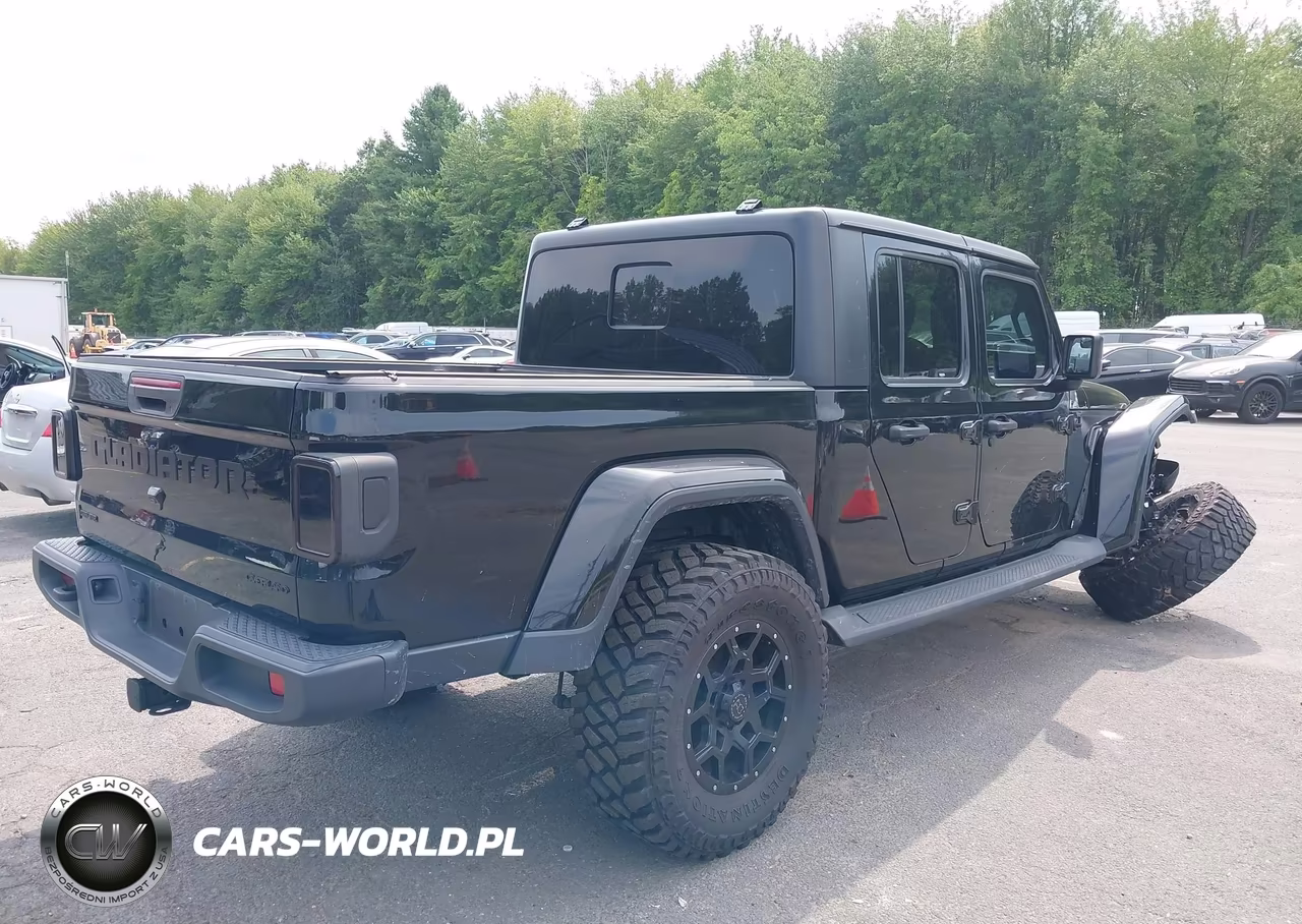 2020 Jeep Gladiator North Edition 4X4 VIN:1C6HJTFG1LL173736 - 4