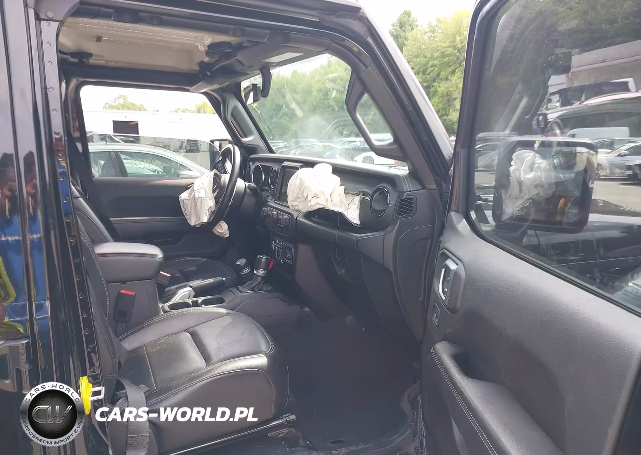 2020 Jeep Gladiator North Edition 4X4 VIN:1C6HJTFG1LL173736 - 5