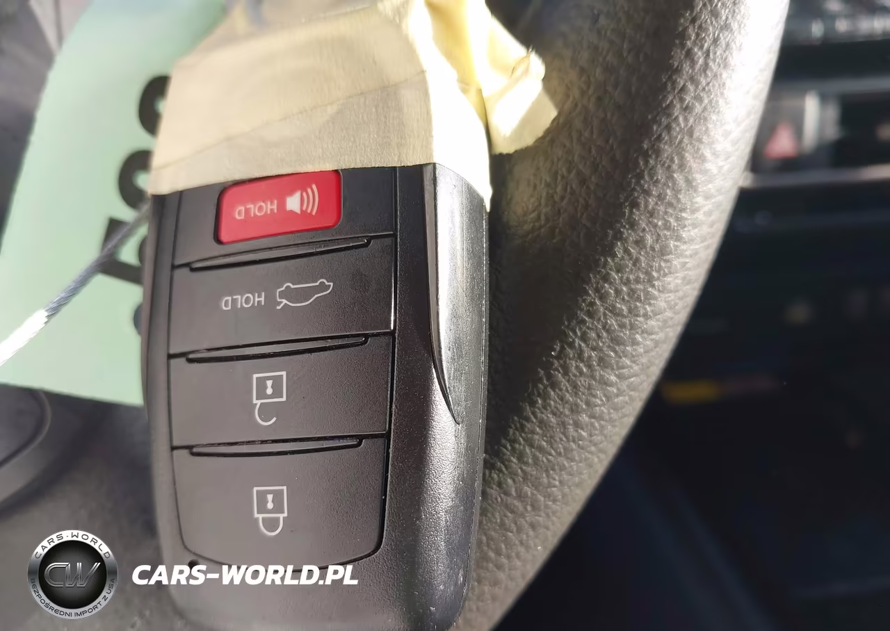 2026 Toyota Camry Le VIN:4T1DAACK5TU733221 - 11