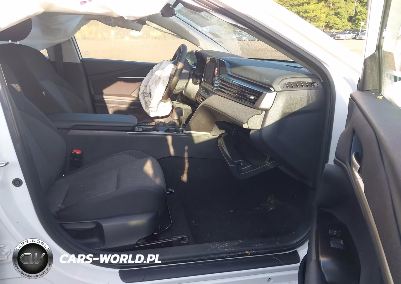 2026 Toyota Camry Le VIN:4T1DAACK5TU733221 - 5