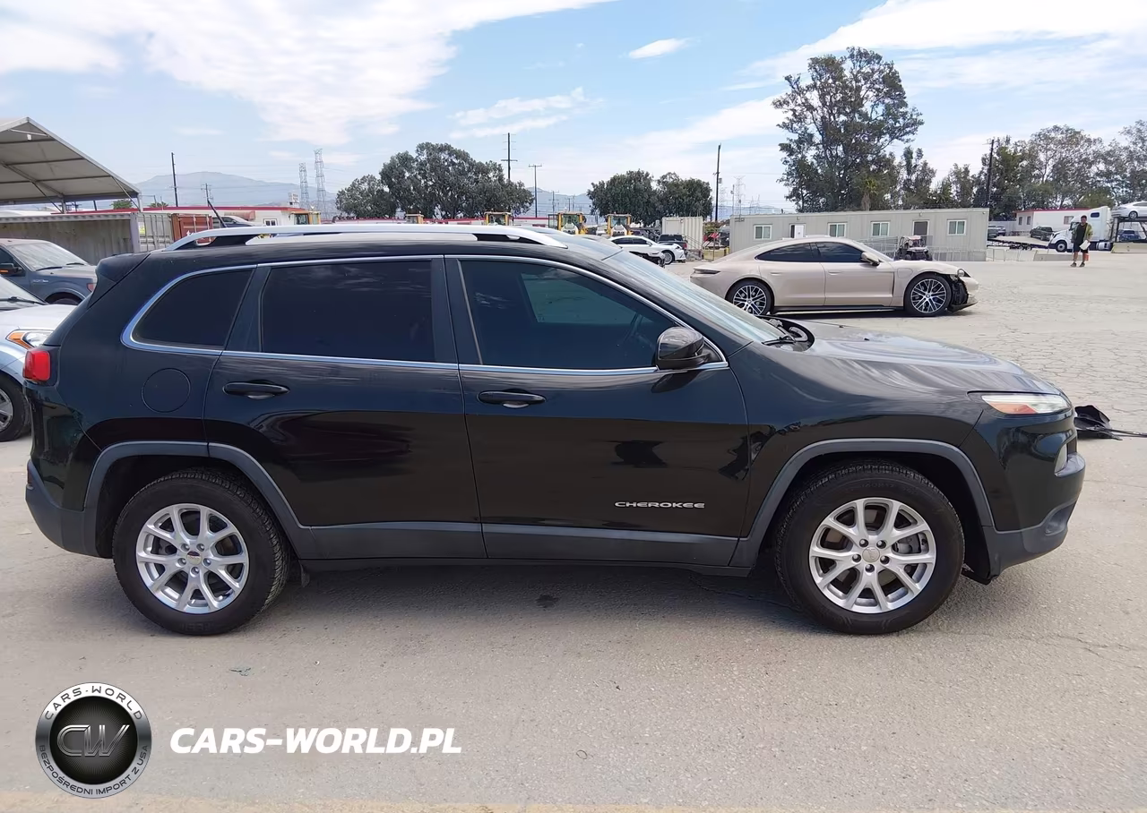 2016 Jeep Cherokee Latitude VIN:1C4PJLCB7GW234394 - 14