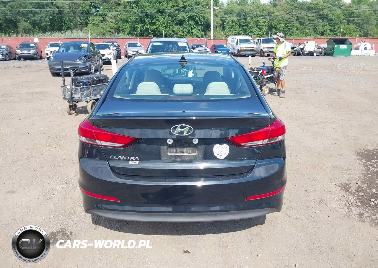 2018 Hyundai Elantra Se VIN:5NPD74LF5JH390540 - 16