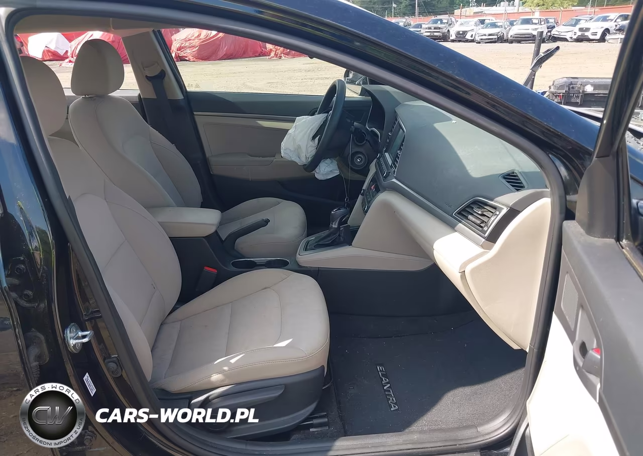 2018 Hyundai Elantra Se VIN:5NPD74LF5JH390540 - 5