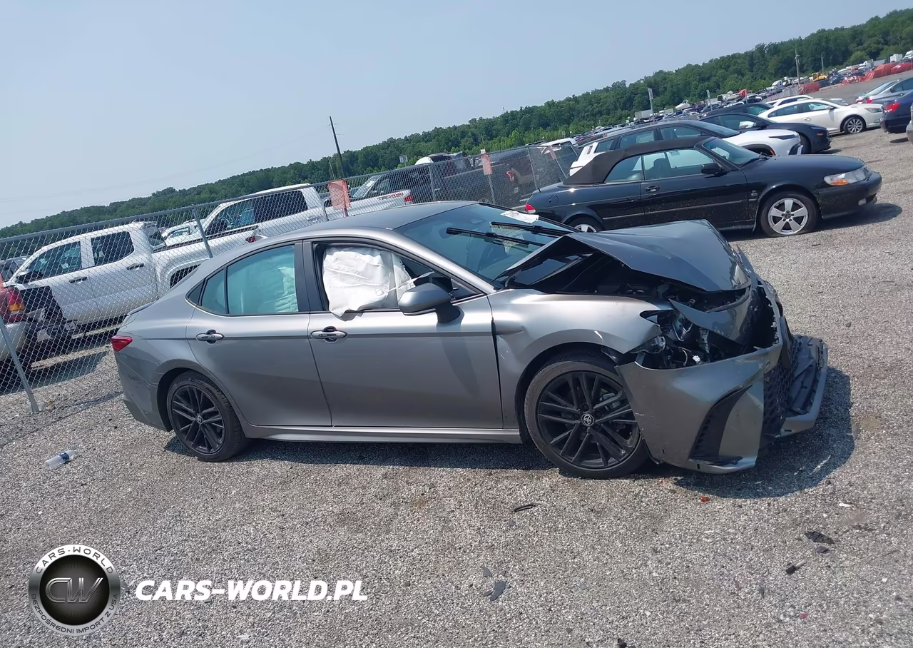2025 Toyota Camry Se VIN:4T1DAACK4SU601033 - 13