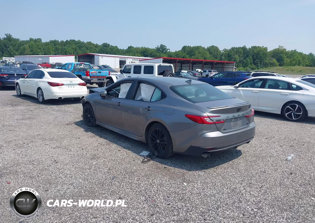 2025 Toyota Camry Se VIN:4T1DAACK4SU601033 - 3