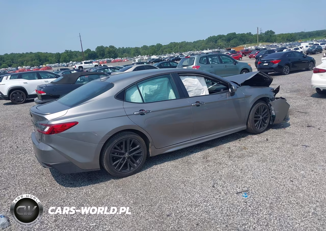 2025 Toyota Camry Se VIN:4T1DAACK4SU601033 - 4