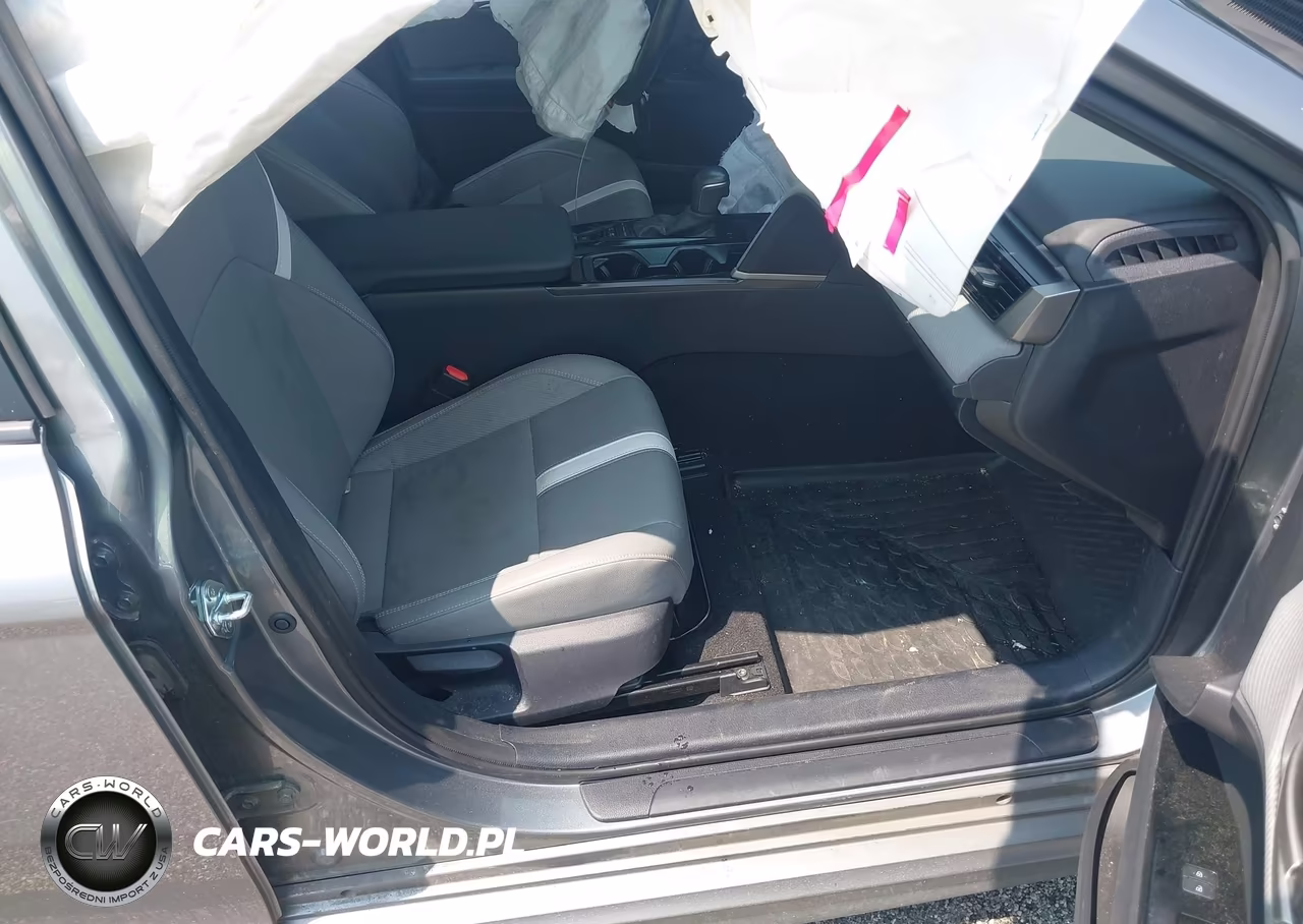 2025 Toyota Camry Se VIN:4T1DAACK4SU601033 - 5