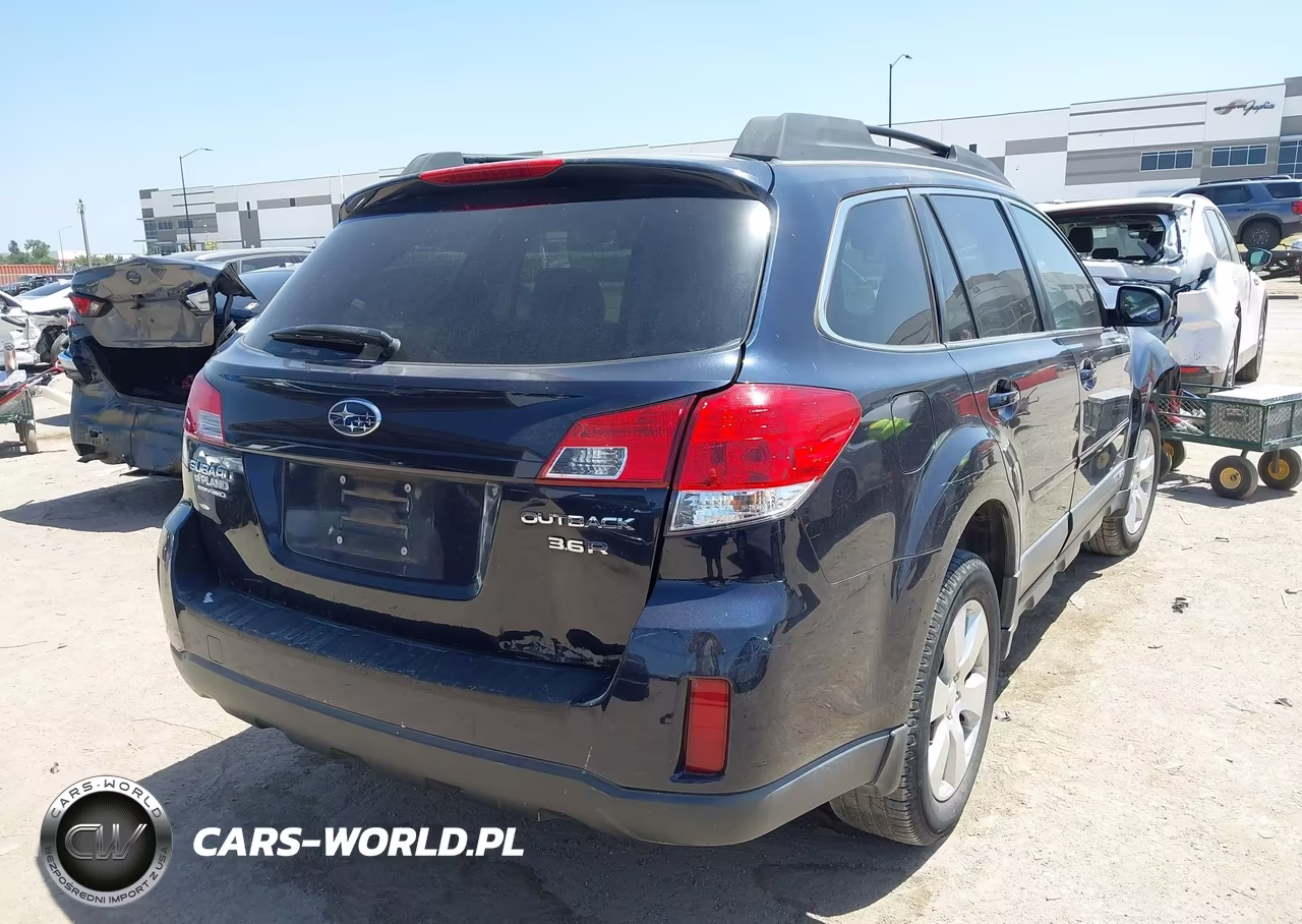 2012 Subaru Outback 3.6R Premium VIN:4S4BRDCC4C2270252 - 4