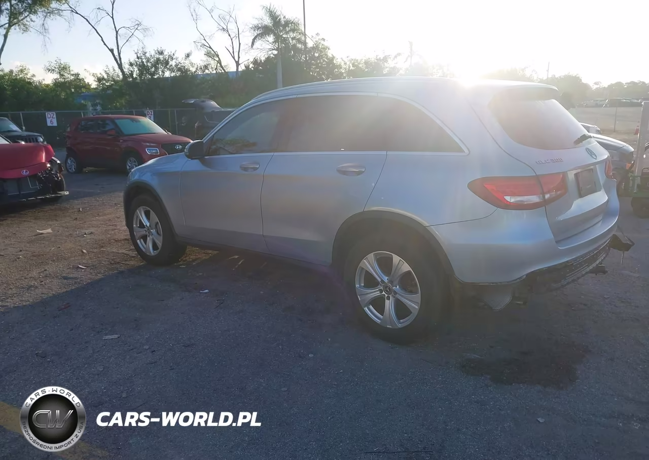2018 Mercedes-Benz Glc 300 VIN:WDC0G4JB8JV047827 - 3
