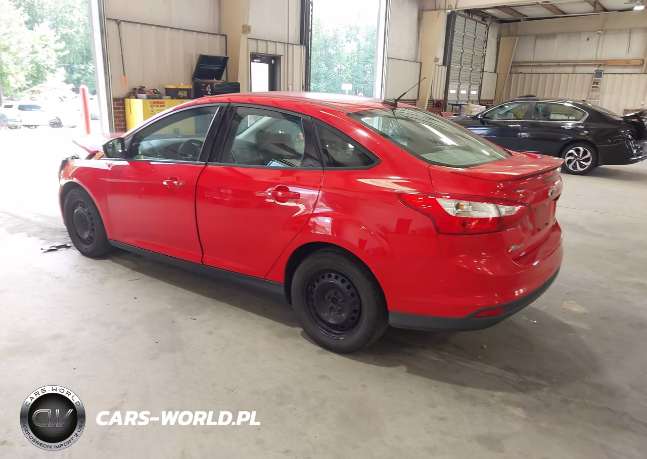 2013 Ford Focus Se VIN:1FADP3F25DL260492 - 3
