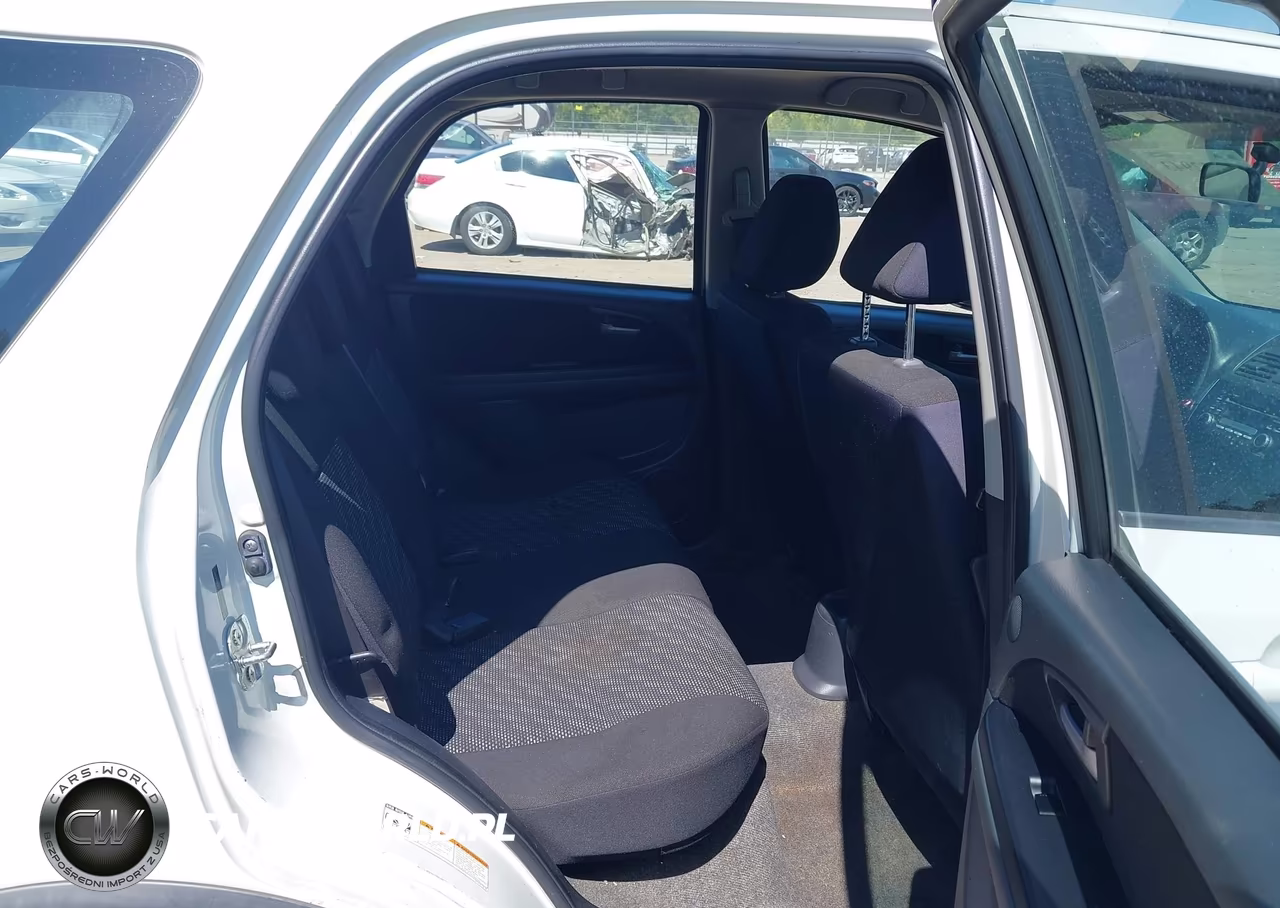 2007 Suzuki Sx4 Convenience-Rally VIN:JS2YB413275105557 - 8