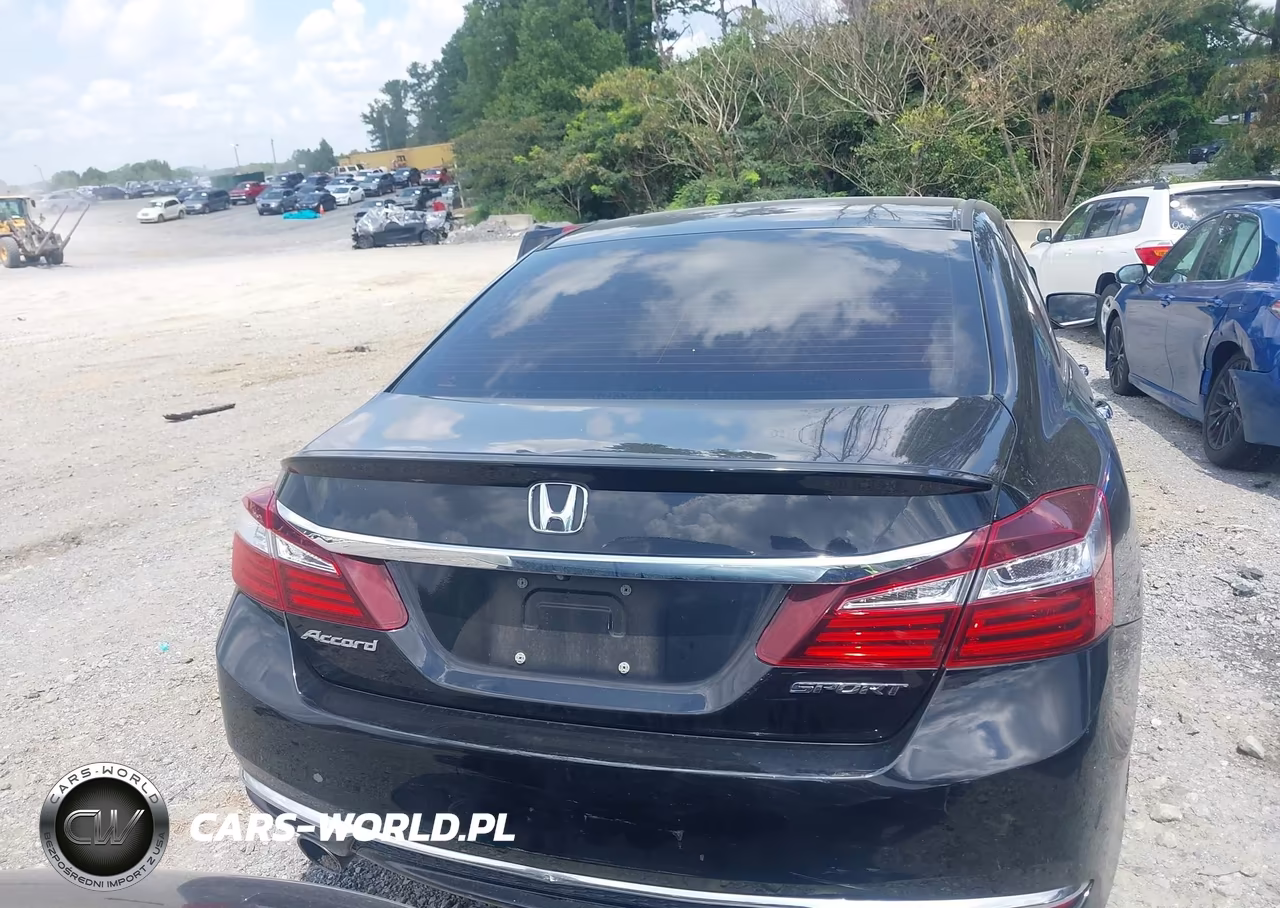 2017 Honda Accord Sport VIN:1HGCR2F5XHA161559 - 16