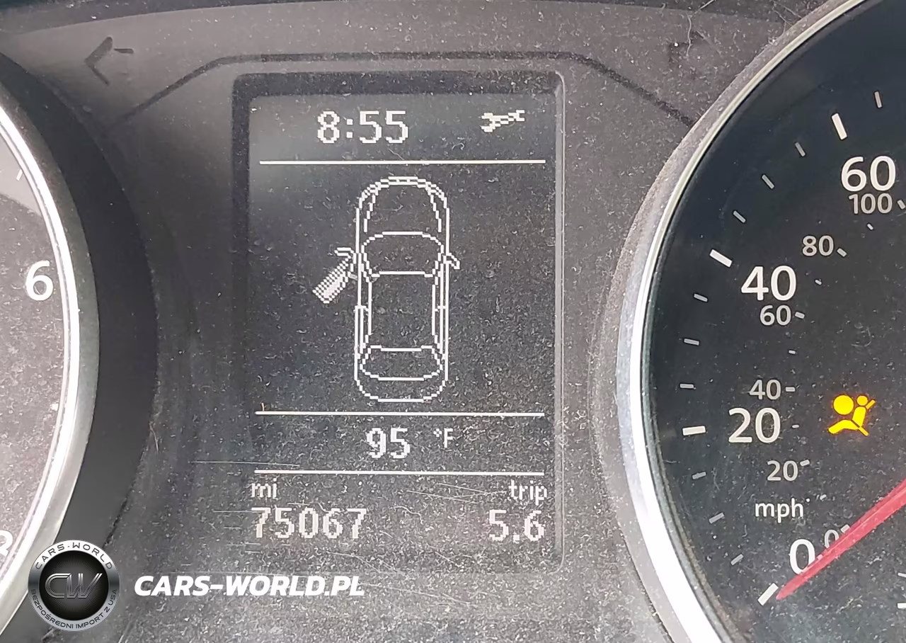 2018 Volkswagen Passat 2.0T R-Line-2.0T S VIN:1VWAA7A36JC019216 - 15