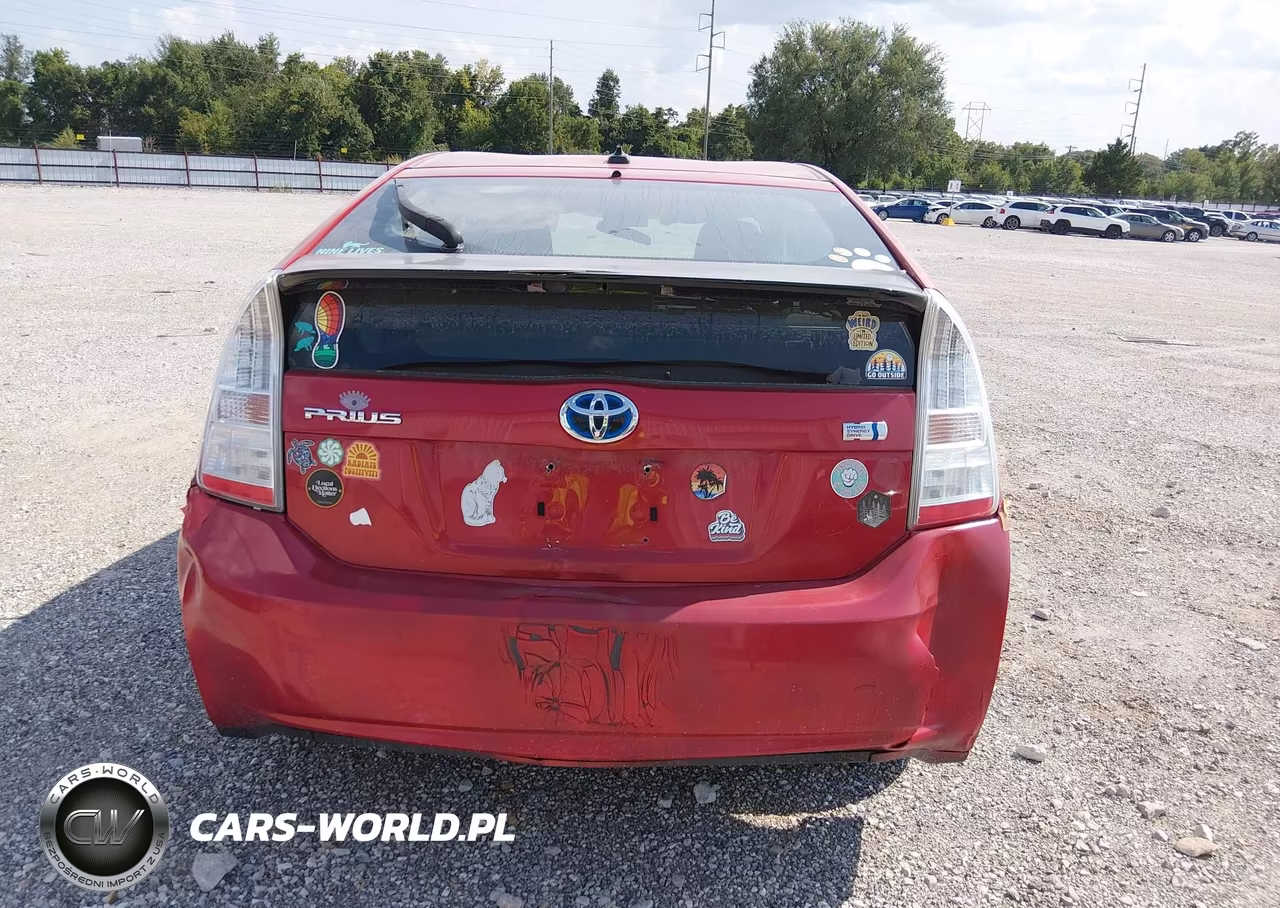 2011 Toyota Prius Three VIN:JTDKN3DU4B5367594 - 17
