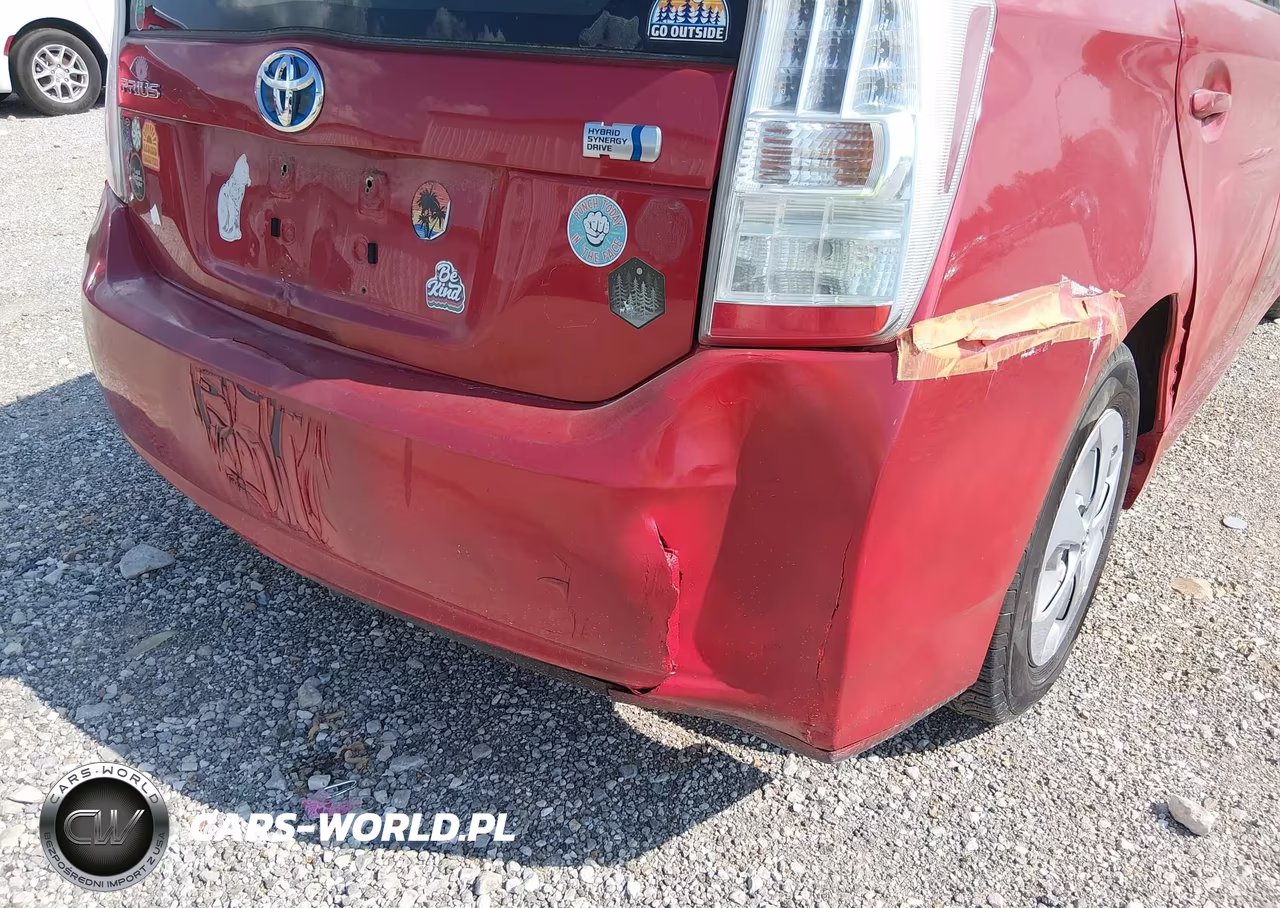 2011 Toyota Prius Three VIN:JTDKN3DU4B5367594 - 6