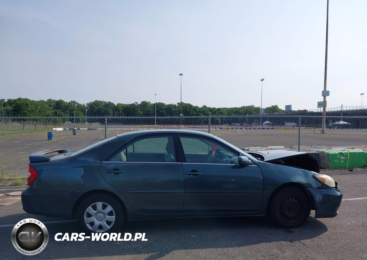 2004 Toyota Camry Le VIN:4T1BE32K34U324659 - 13