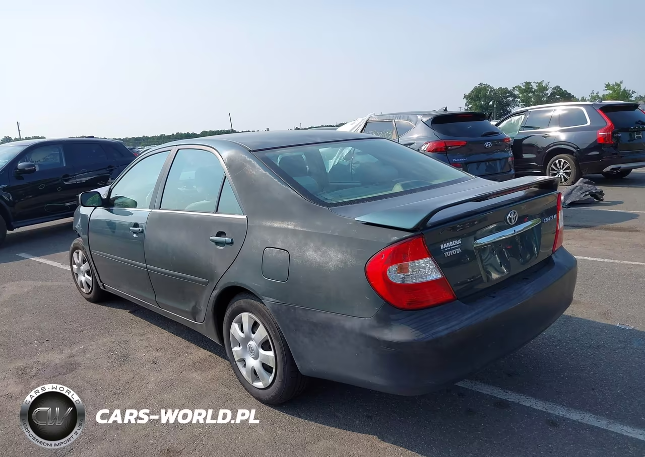 2004 Toyota Camry Le VIN:4T1BE32K34U324659 - 3