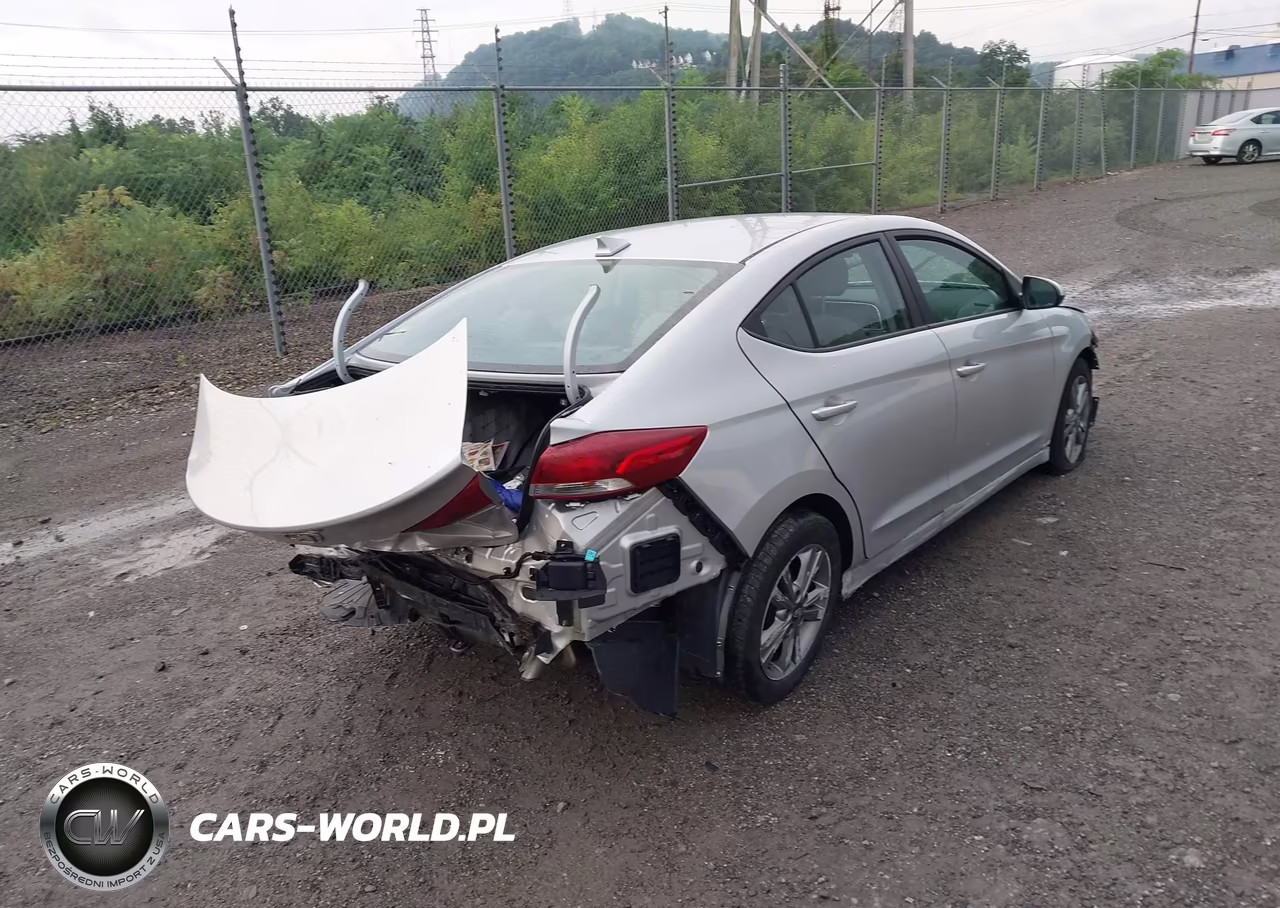 2018 Hyundai Elantra Sel VIN:KMHD84LF4JU504137 - 4
