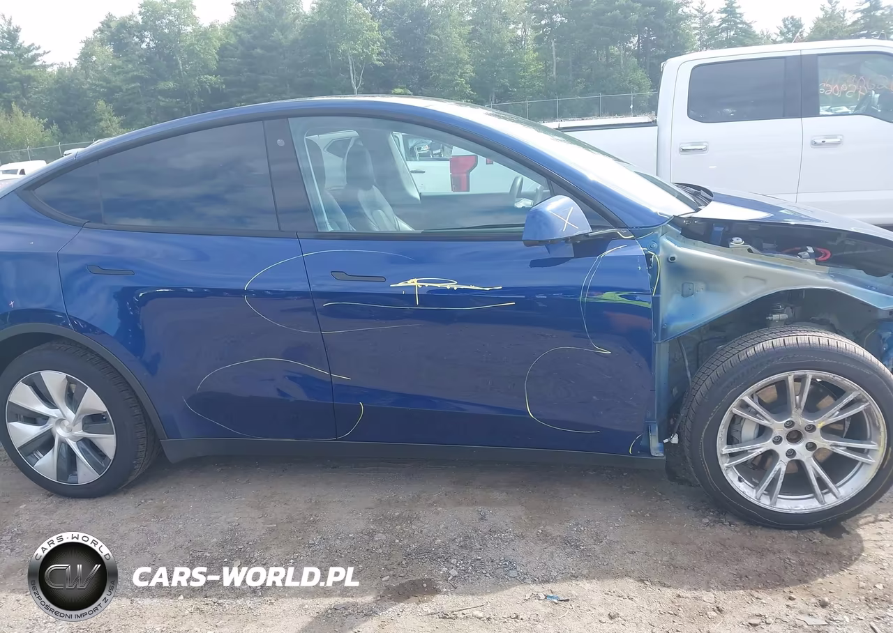 2020 Tesla Model Y Long Range Dual Motor All-Wheel Drive VIN:5YJYGDEE1LF044461 - 14