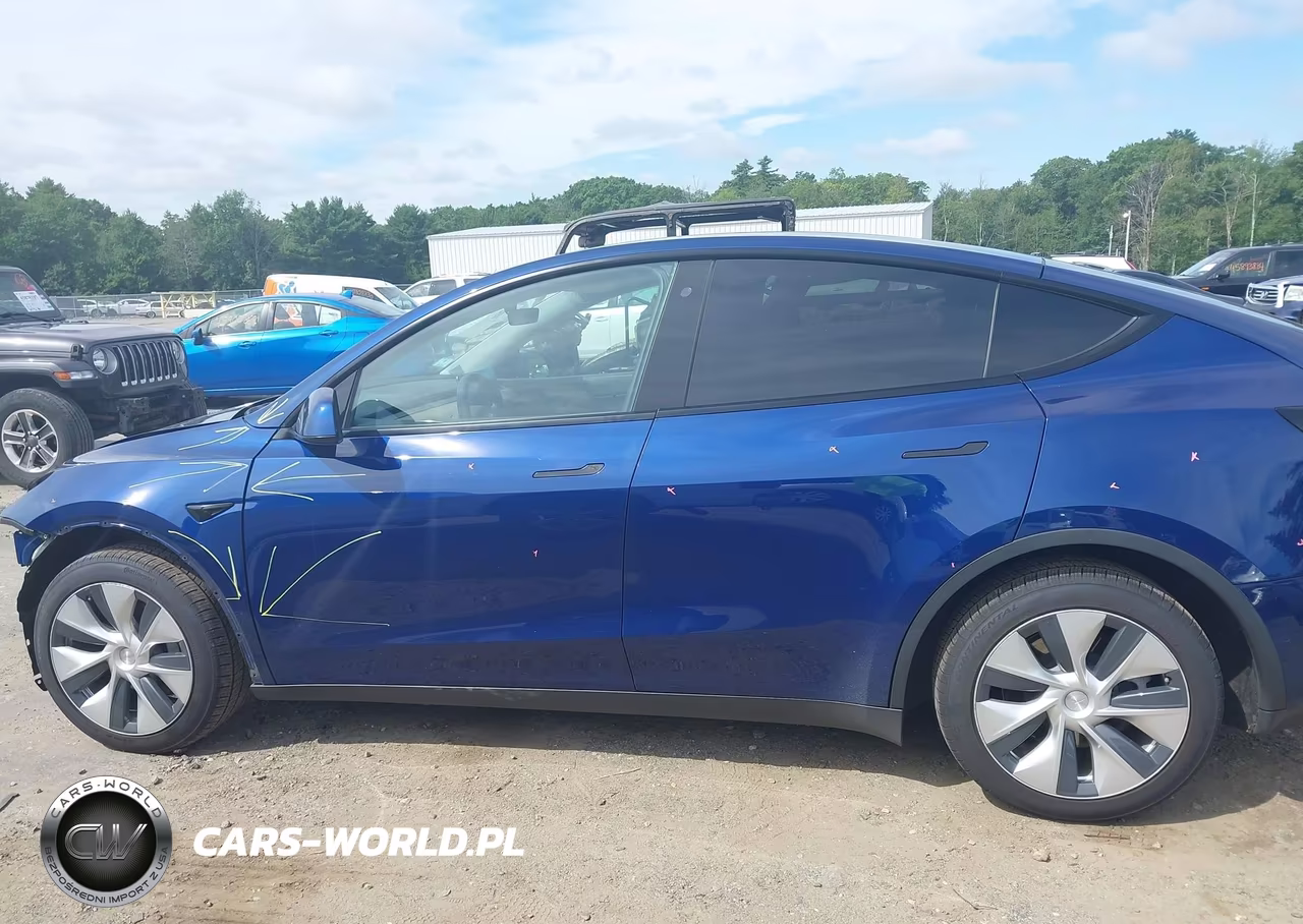 2020 Tesla Model Y Long Range Dual Motor All-Wheel Drive VIN:5YJYGDEE1LF044461 - 15