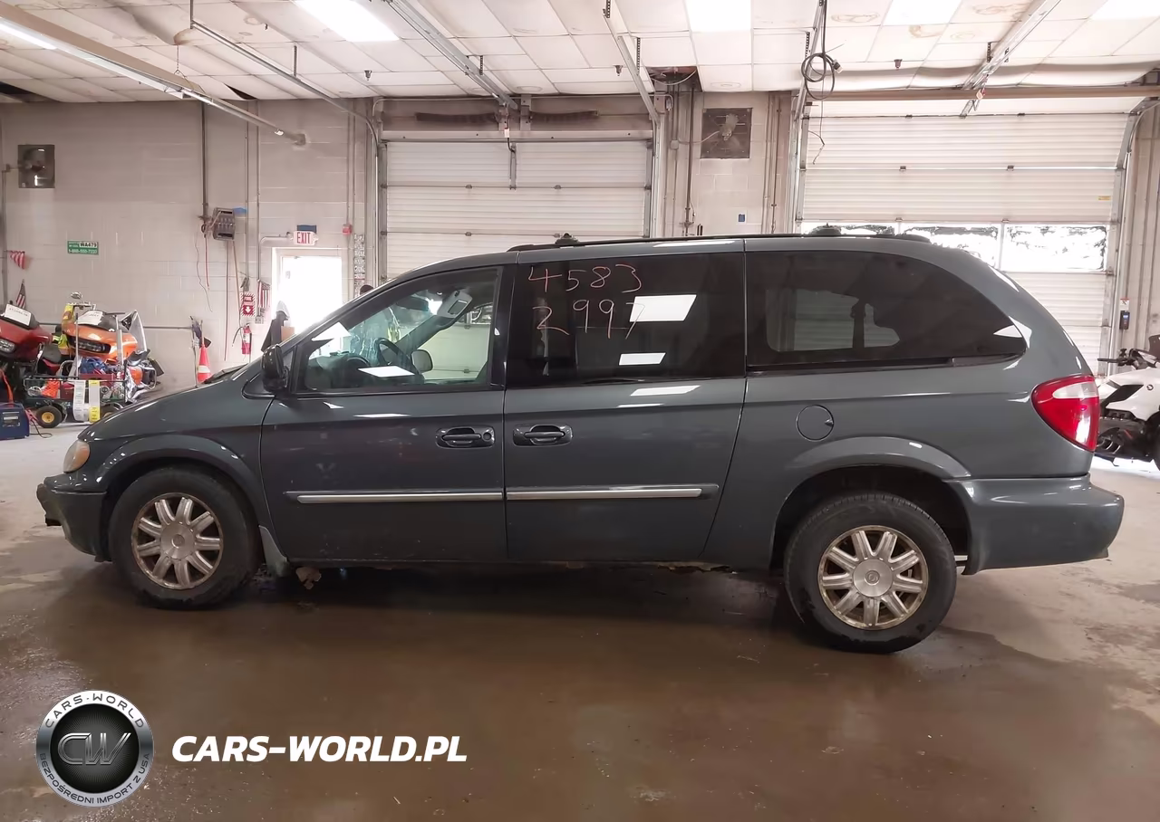 2006 Chrysler Town & Country Touring VIN:2A4GP54L66R656336 - 14