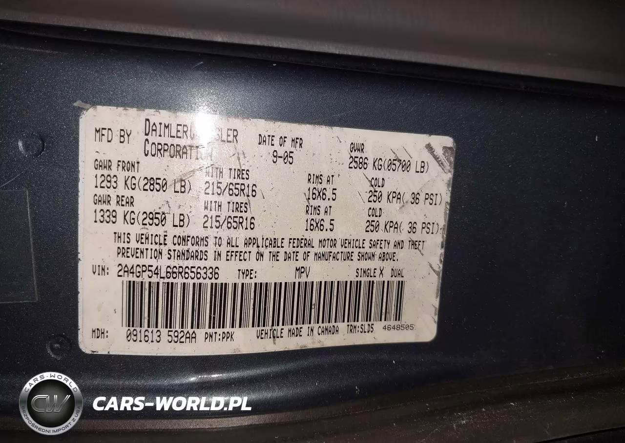 2006 Chrysler Town & Country Touring VIN:2A4GP54L66R656336 - 9