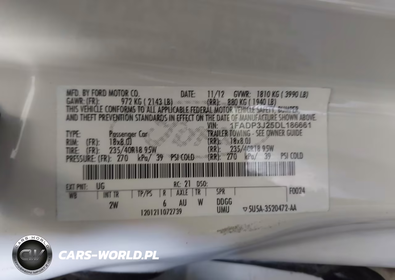 2013 Ford Focus Titanium VIN:1FADP3J25DL186661 - 9