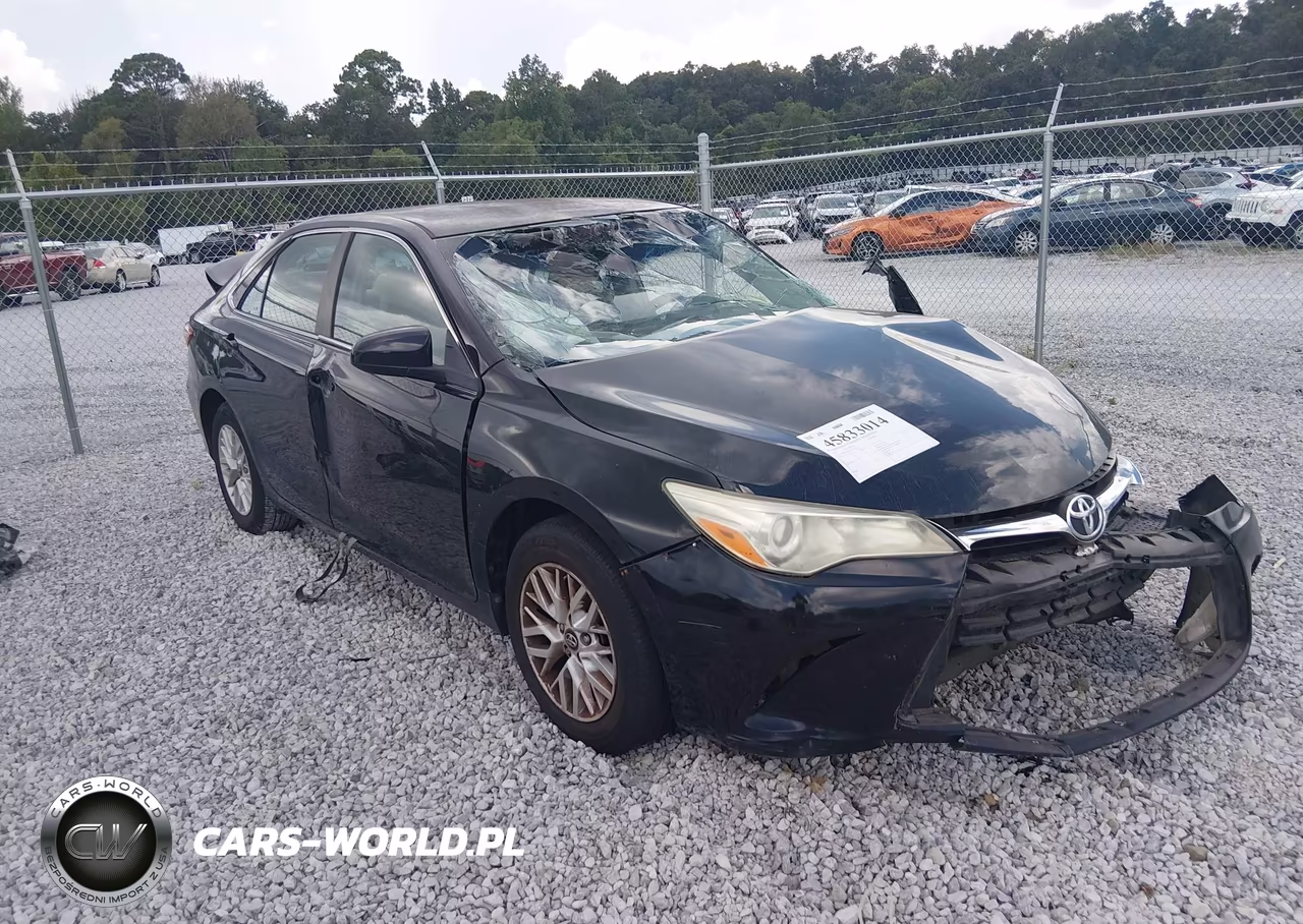 2016 Toyota Camry Le