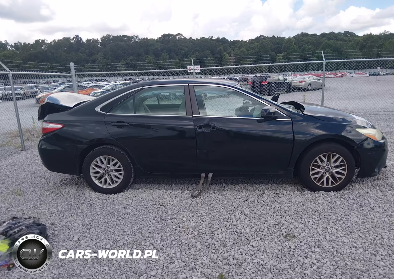 2016 Toyota Camry Le VIN:4T1BF1FK0GU265473 - 12