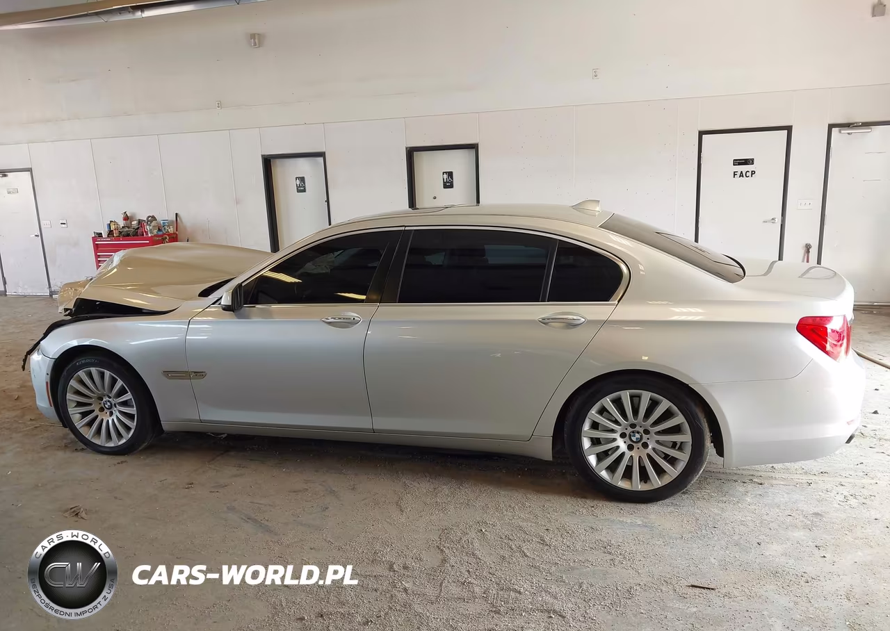 2012 BMW 750Li xDrive VIN:WBAKC8C58CC434804 - 14
