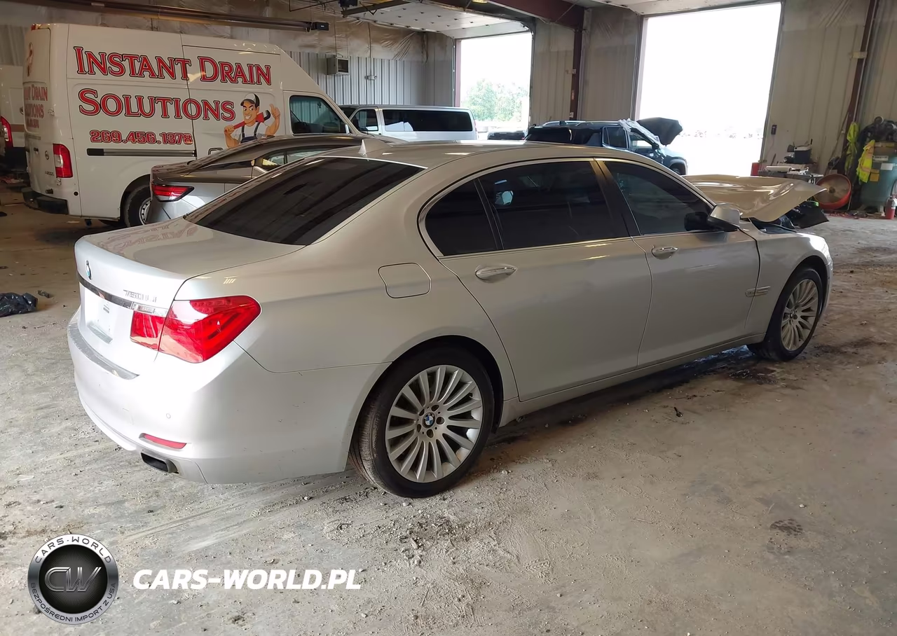2012 BMW 750Li xDrive VIN:WBAKC8C58CC434804 - 4