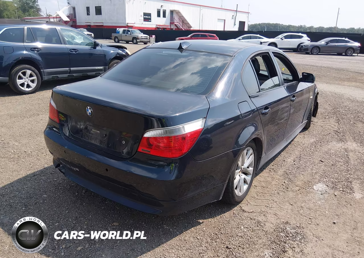 2007 BMW 525I VIN:WBANE53557CY05817 - 4
