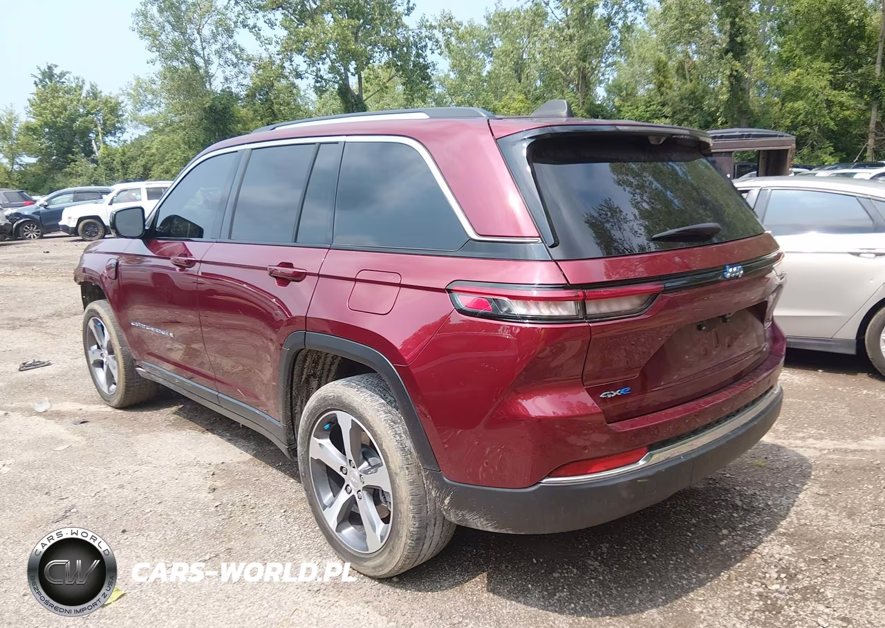 2023 Jeep Grand Cherokee 4Xe VIN:1C4RJYB6XPC664559 - 3