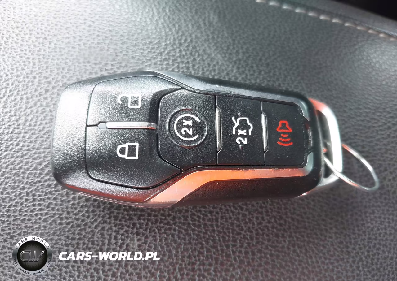 2015 Ford Fusion Titanium VIN:3FA6P0K99FR293669 - 11