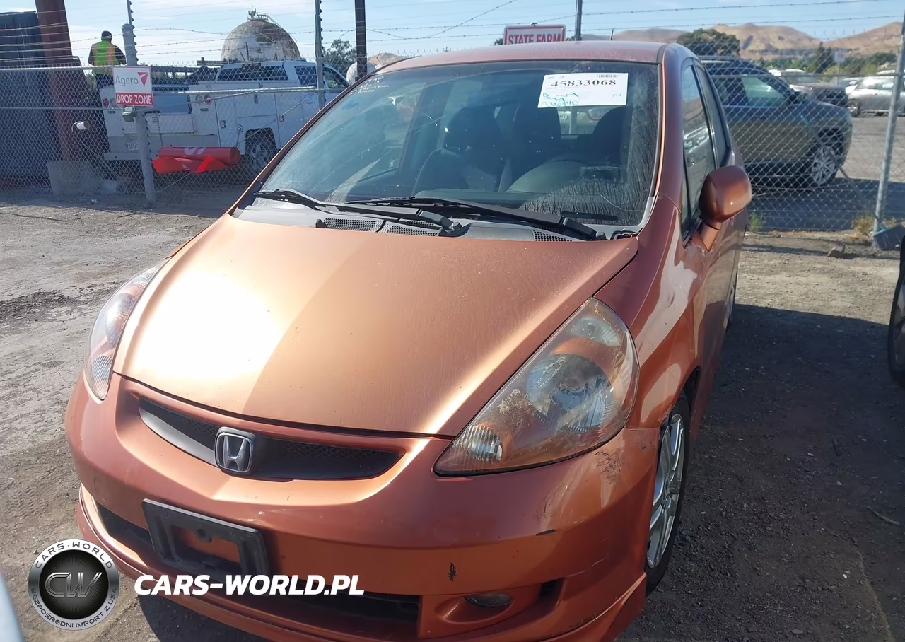 2007 Honda Fit Sport VIN:JHMGD38607S057101 - 12