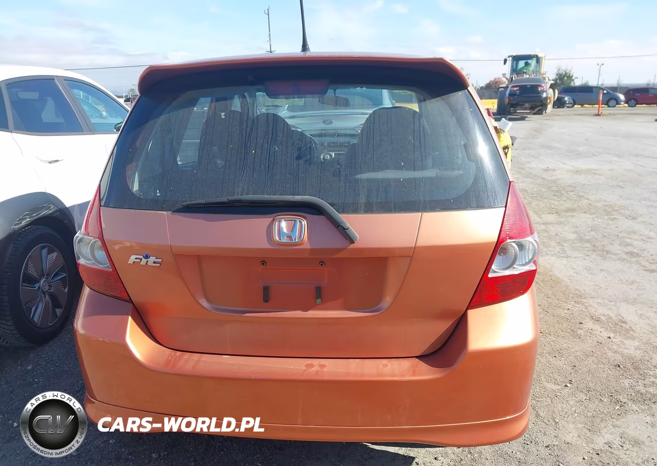 2007 Honda Fit Sport VIN:JHMGD38607S057101 - 16