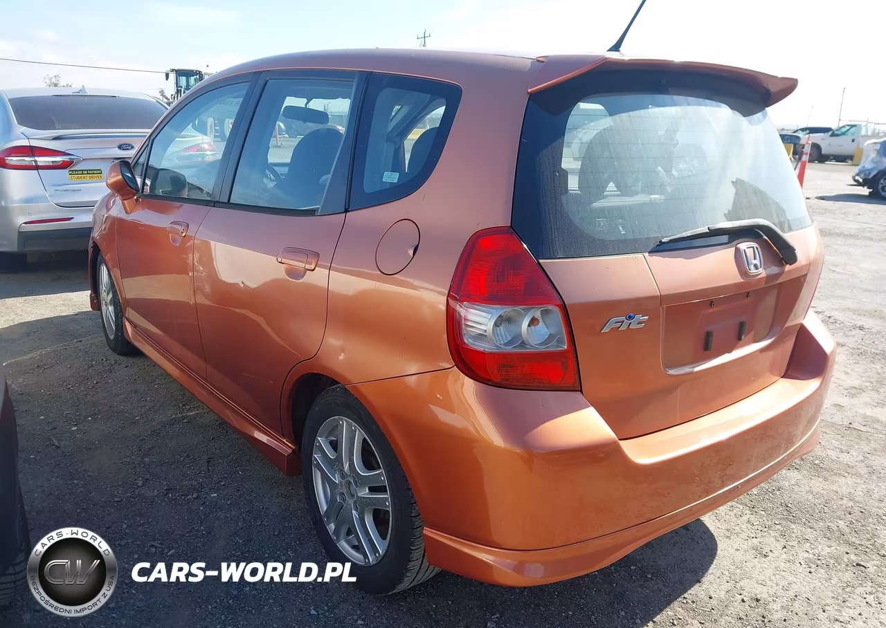 2007 Honda Fit Sport VIN:JHMGD38607S057101 - 3