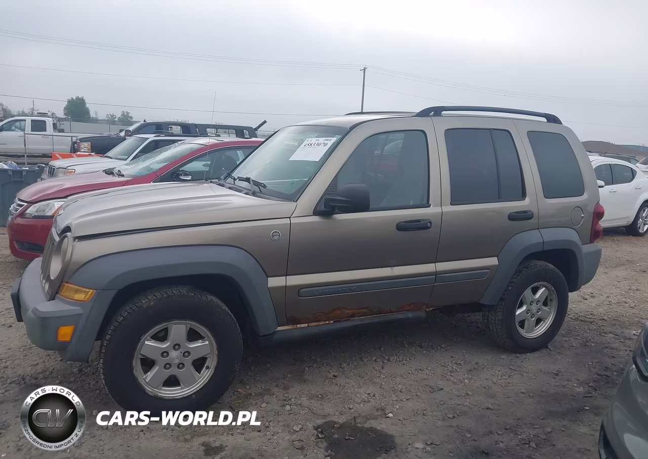 2005 Jeep Liberty Sport VIN:1J4GL48K15W692691 - 15