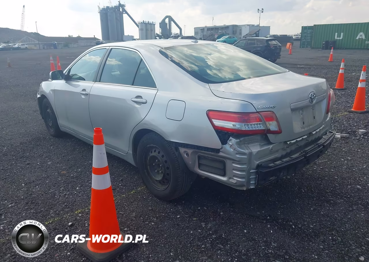 2011 Toyota Camry Le VIN:4T1BF3EK0BU706282 - 3