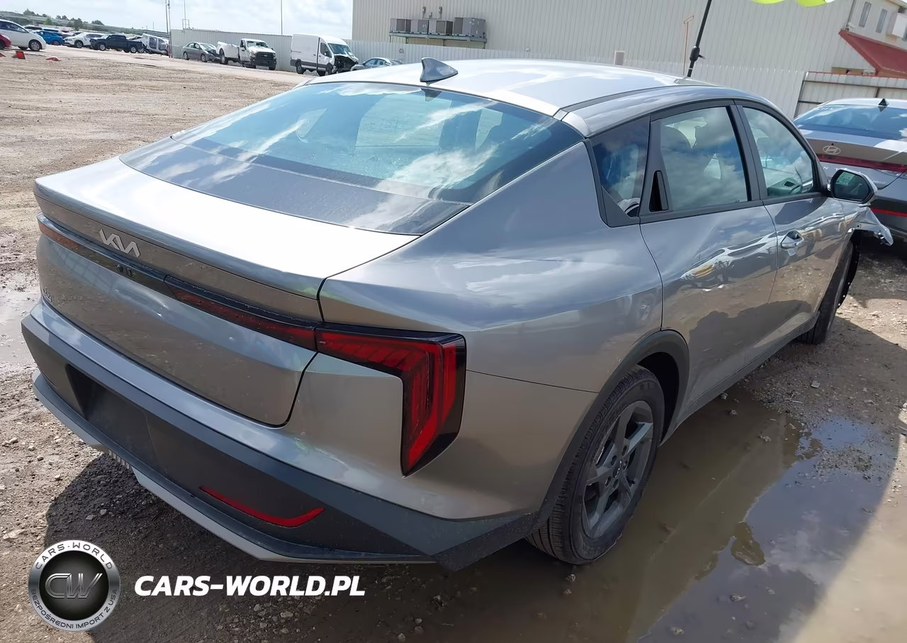 2026 Kia K4 Lxs VIN:3KPFT4DE8TE293608 - 4